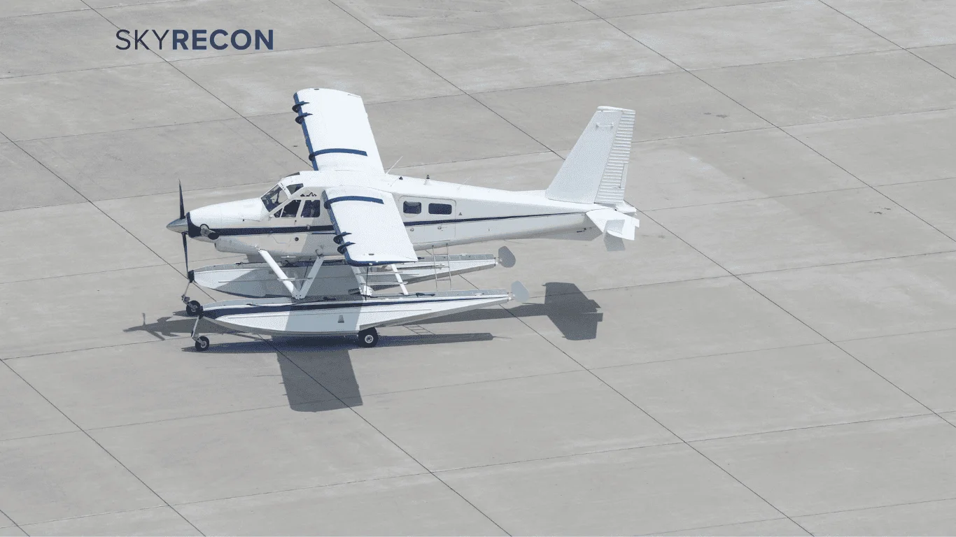 Portable vs Panel-Mounted ADS-B Receivers: Choosing the Right Solution for Your Aircraft